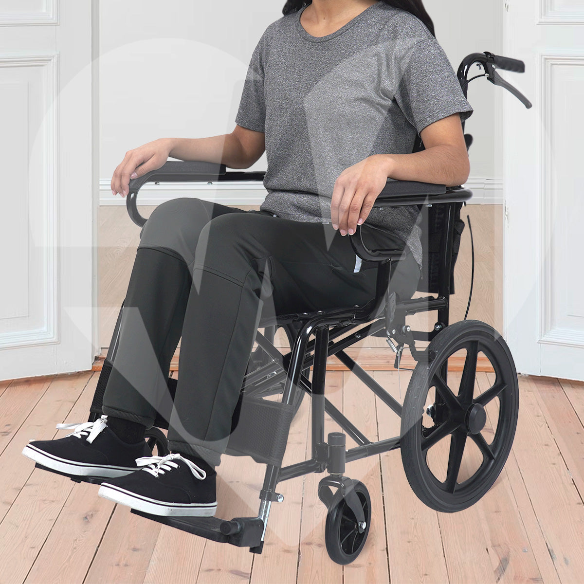 Silla De Ruedas De Traslado De Acero Con Respaldo Abatible