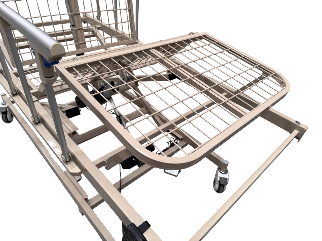 Cama de Hospital Eléctrica de 3 Posiciones | Estructura de Acero, Soporta hasta 150kg (Detalles estéticos, en barandal y control)