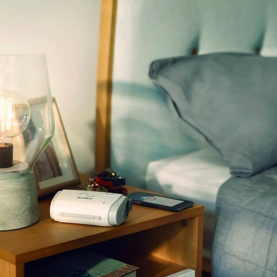 CPAP AirMini Resmed + Kit de Instalación y Mascarilla AirFit F20 Resmed